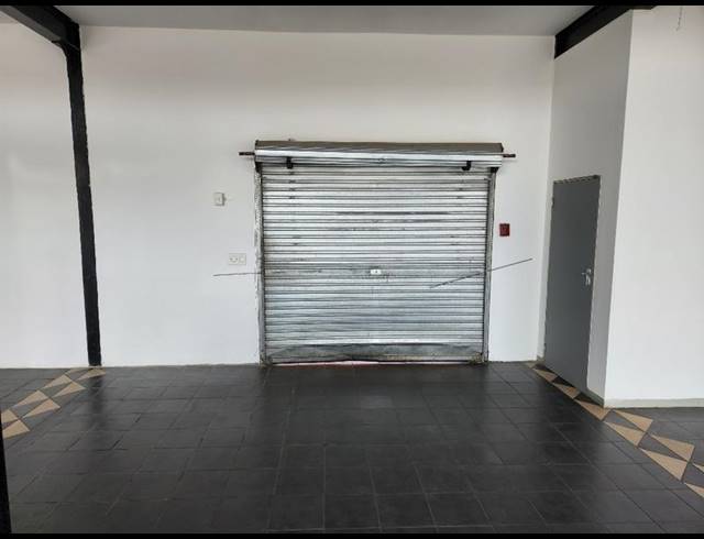 BUSINESS PROPERTY TO RENT IN LOUWLARDIA